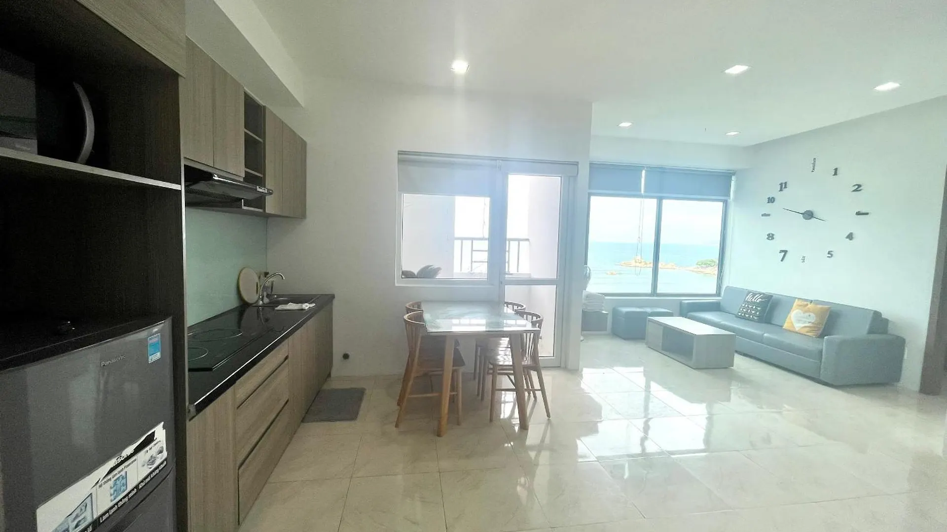 The Gold Beachfront Luxury Apartment Nha Trang
