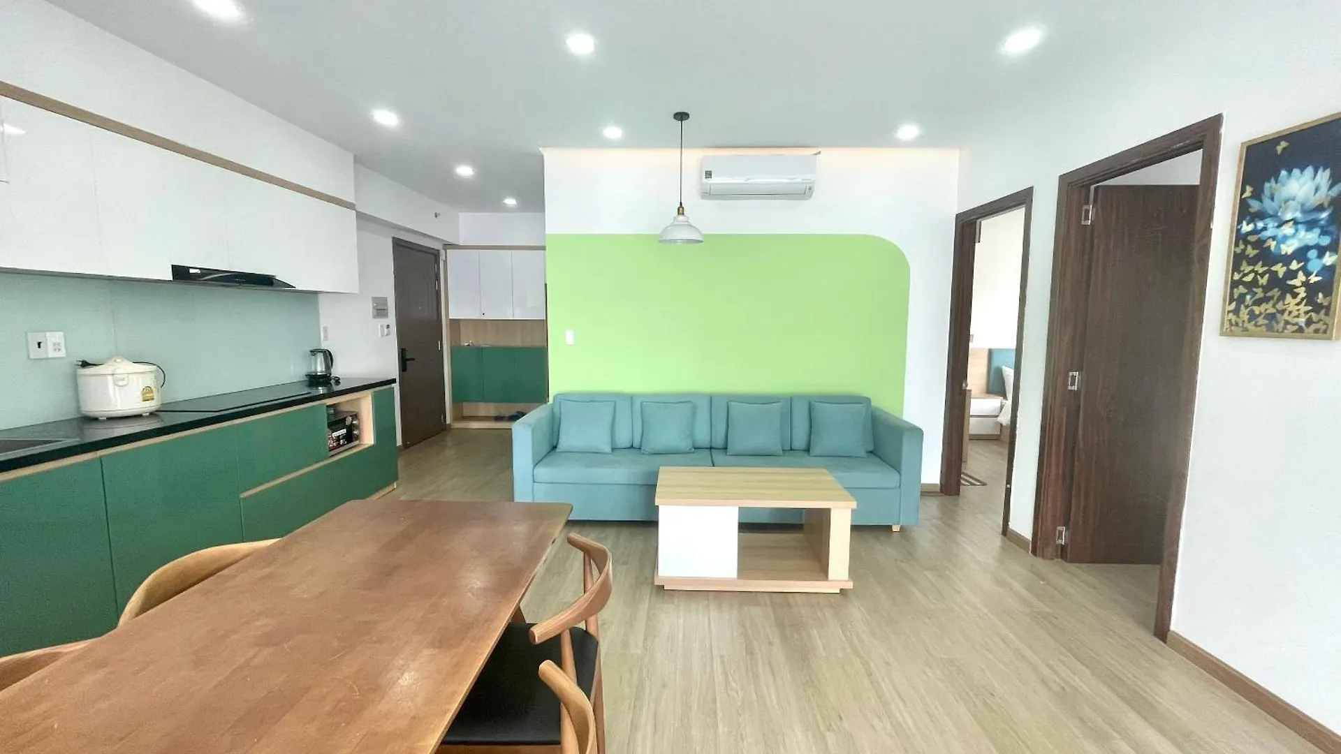 The Gold Beachfront Luxury Apartment Nha Trang