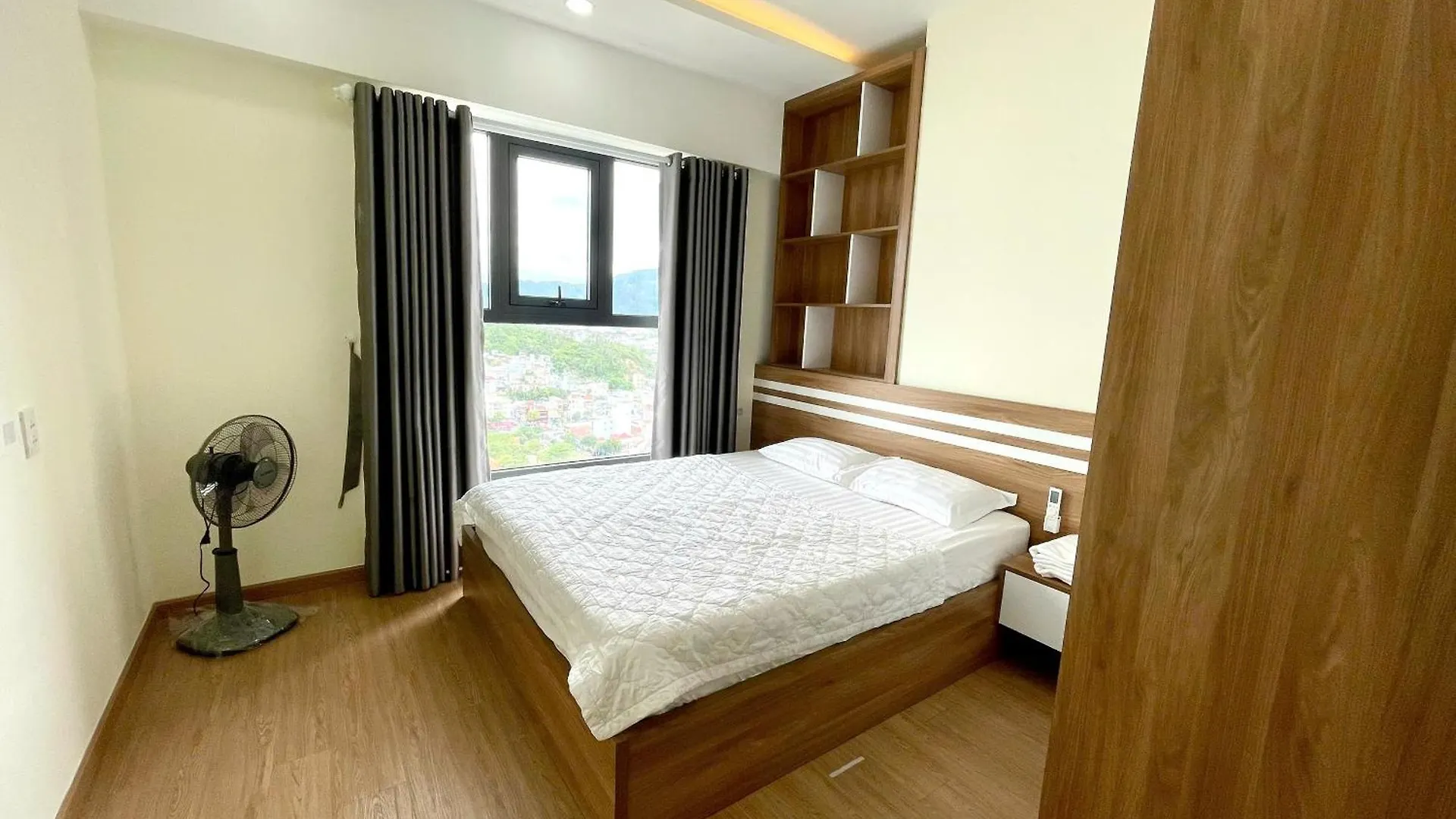 The Gold Beachfront Luxury Apartment Nha Trang