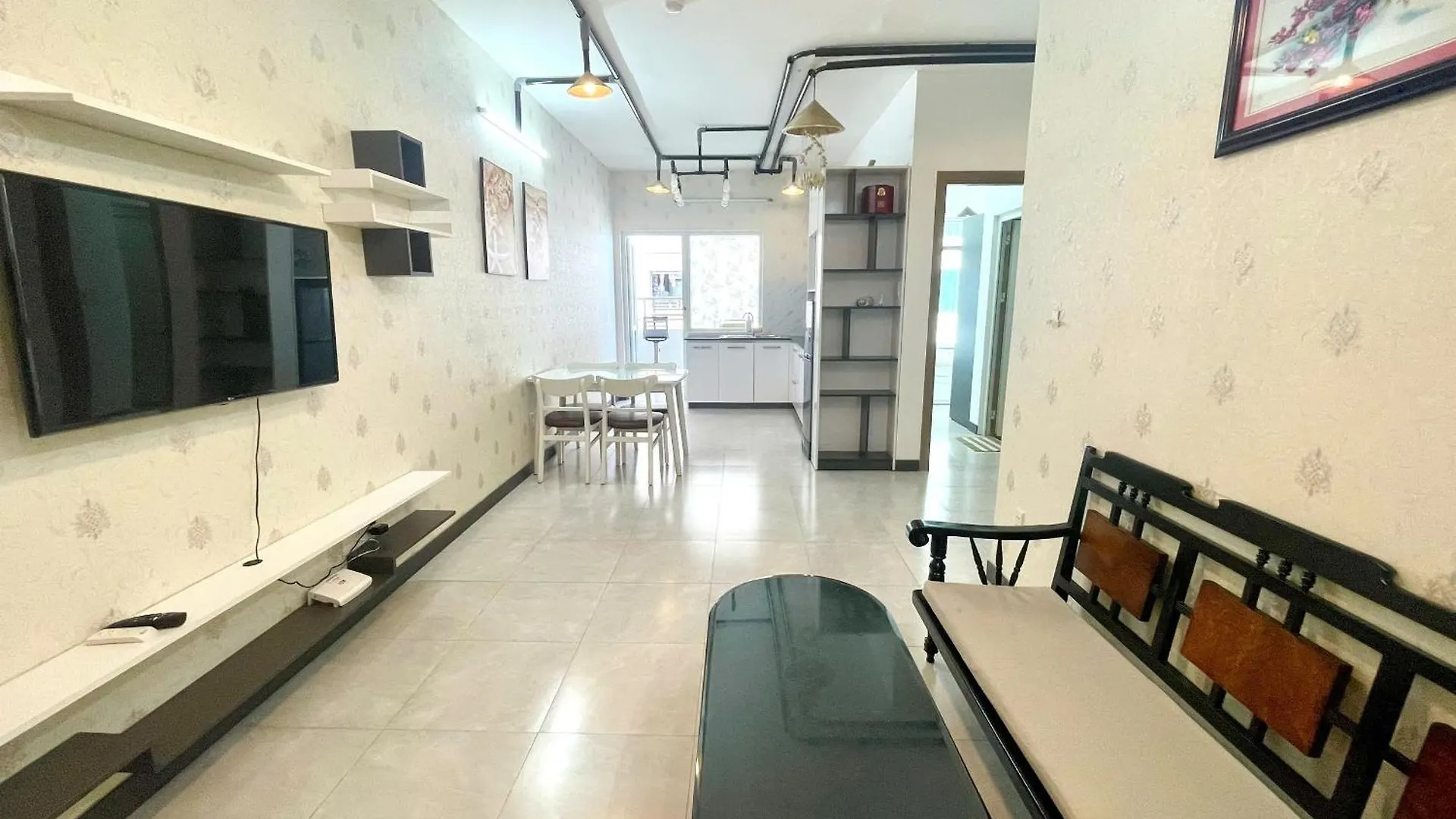 The Gold Beachfront Luxury Apartment Nha Trang