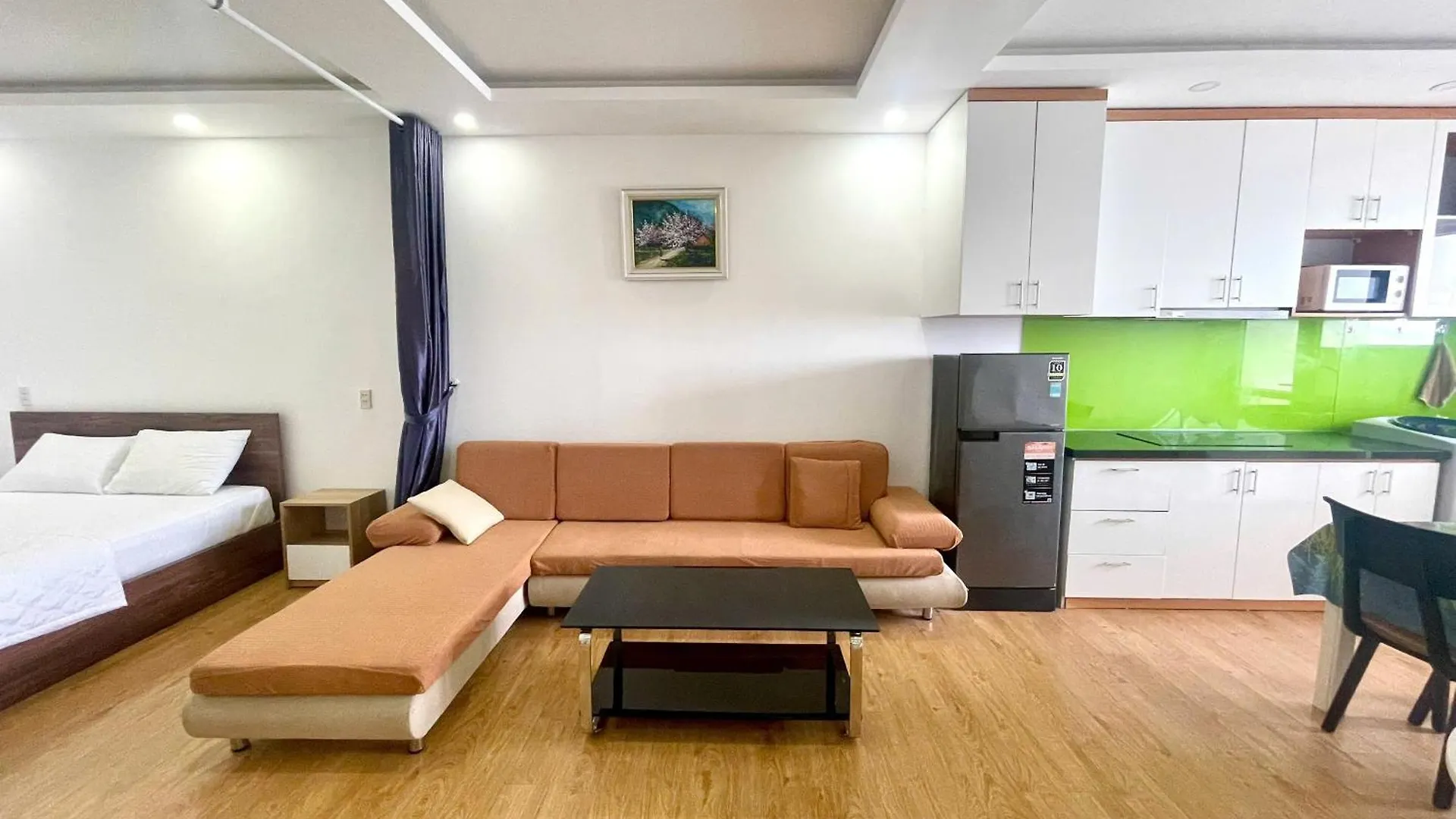 The Gold Beachfront Luxury Apartment Nha Trang